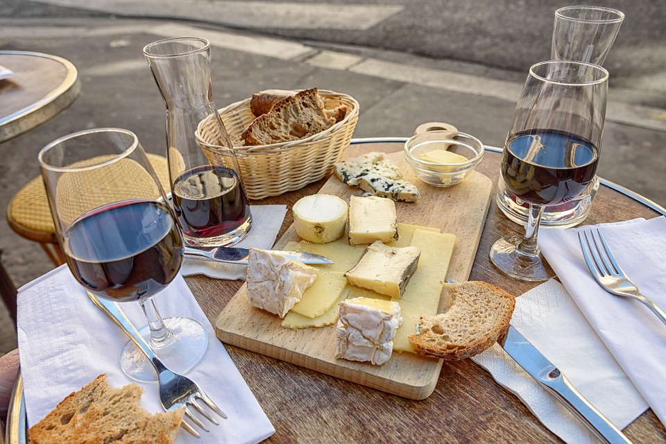 Fête des Vins et Fromages de Printemps Fête des Vins et Fromages de Printemps