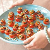 Tomates cocktails farcies de purée d'olive Tomates cocktails farcies de purée d'olive